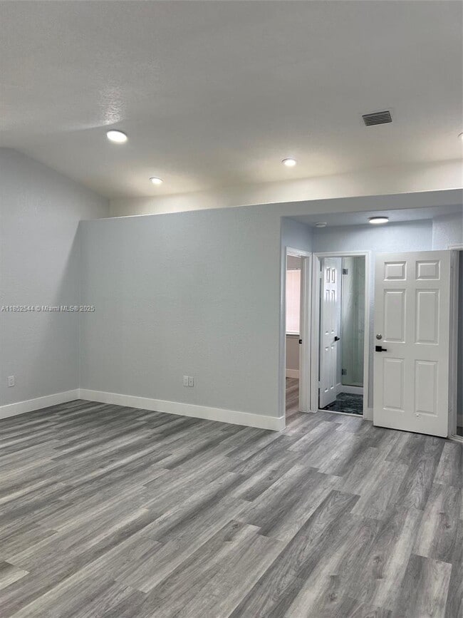 Building Photo - 10057 NW 127th St
