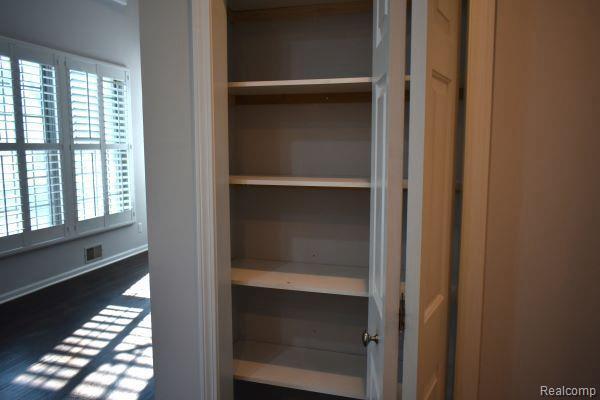 Building Photo - 131 Stratford Ln