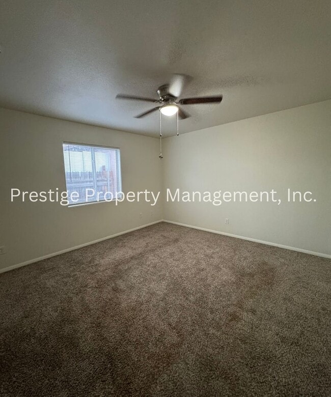 Building Photo - 4bd 2ba located in central Tucson!!!
