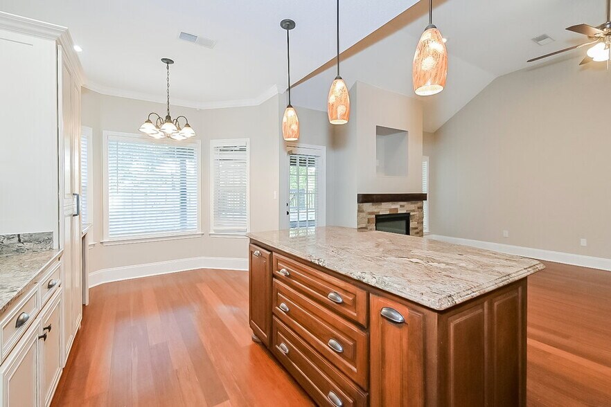 Building Photo - 4444 Nicholas Ln