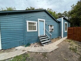 Building Photo - 271 E Lambert St