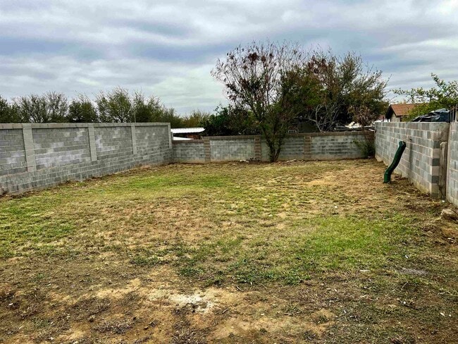 Building Photo - 3110 Cuernavaca Dr