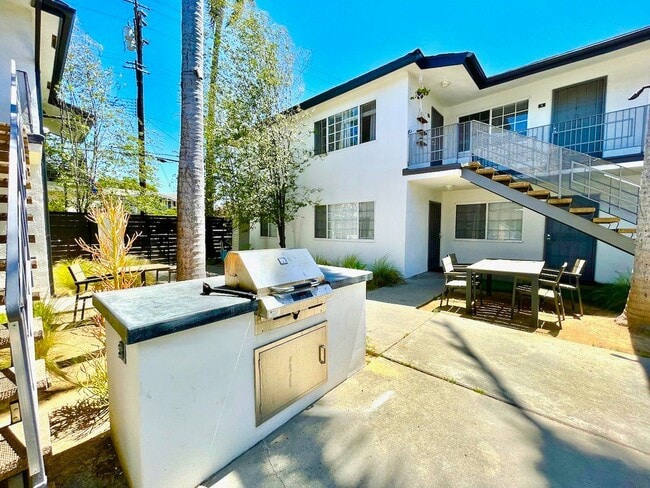 Primary Photo - 311 Junipero Ave