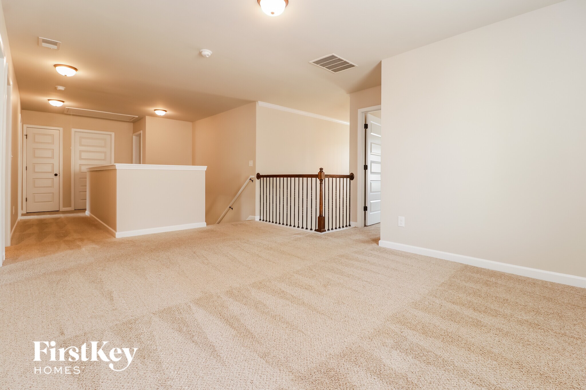 Building Photo - 225 Villa Grande Dr