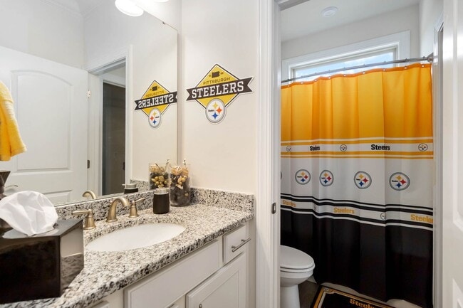 Building Photo - Beautiful Furnished Home in Olmstead