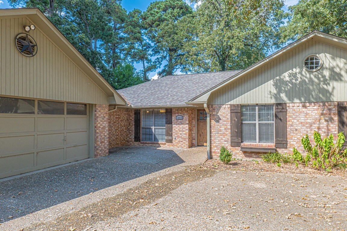 Building Photo - 10926 Mosswood Dr