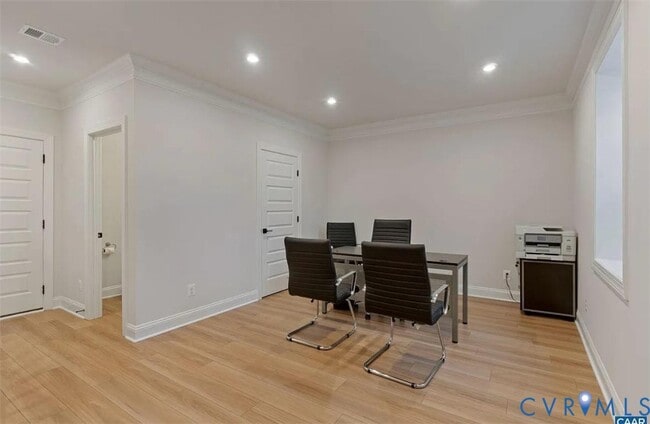 Building Photo - 805 Park Ridge Dr