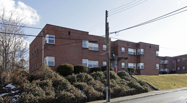 Primary Photo - Walnut Plaza