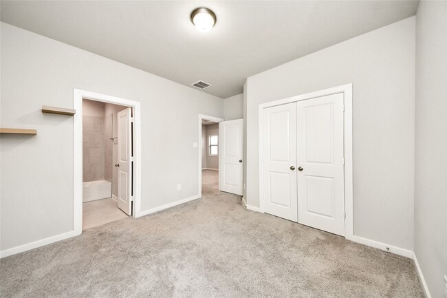Building Photo - 2901 Apple Rose Ln
