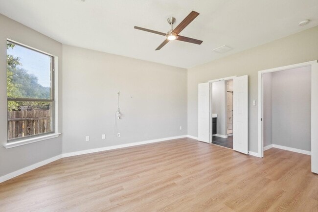 Building Photo - 7324 Moon Rock Rd