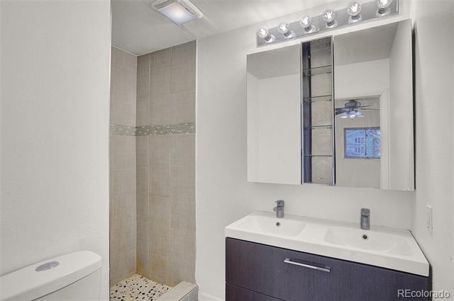 Building Photo - 2415 Ceresa Ln