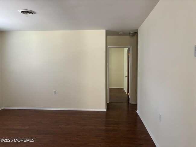 Building Photo - 7A Canton Dr