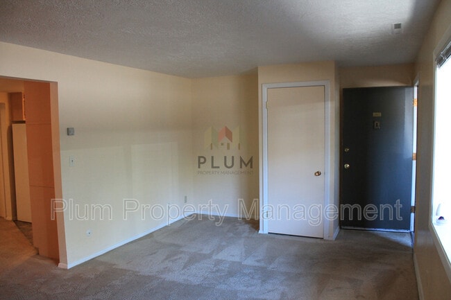 Building Photo - 200 Eddy Ave