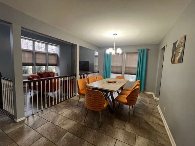 Building Photo - 1756 Bradford Ln