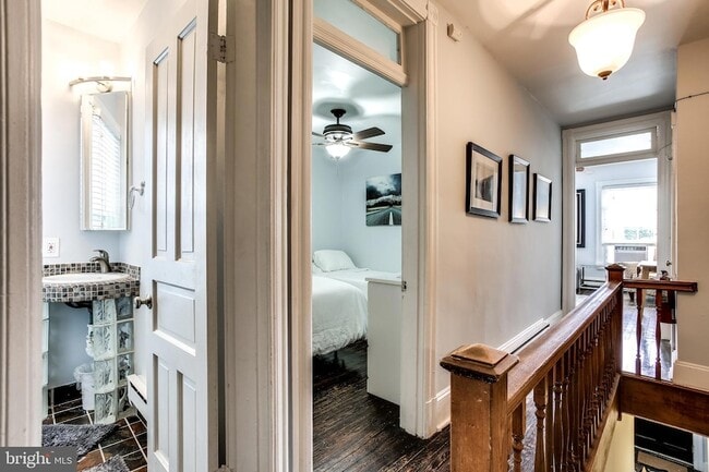 Building Photo - 1211 33rd St NW