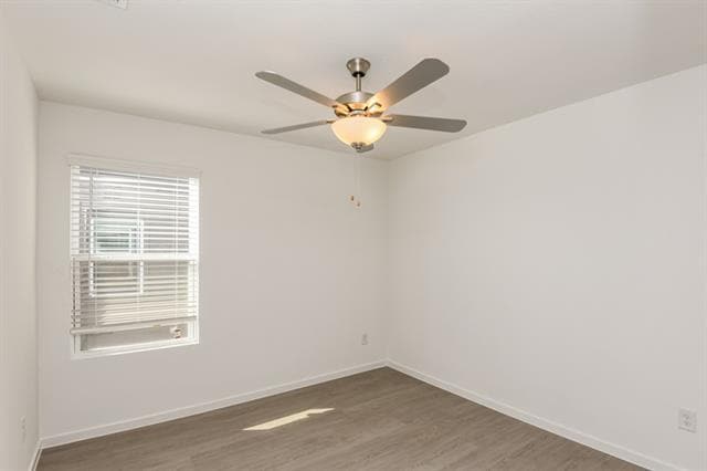 Building Photo - 2700 Mistwood Dr