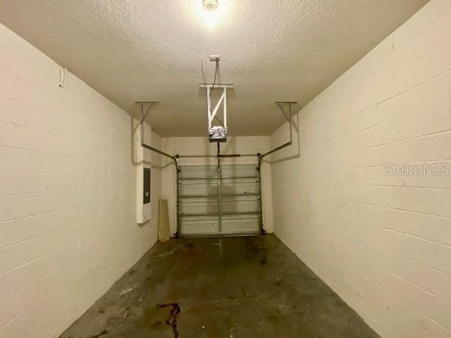 Building Photo - 13815 River Fish Ct