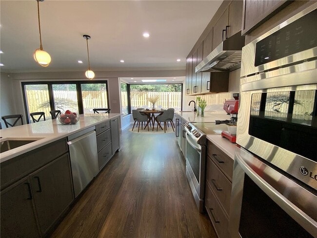 Building Photo - 1453 Squirrel Hill Ave