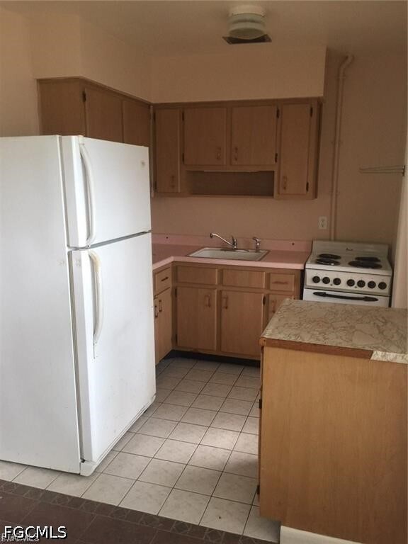 Building Photo - 1114 Vineyard Pl