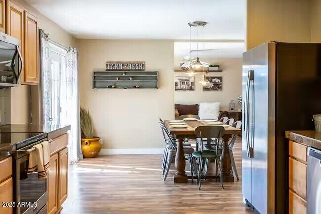 Building Photo - 8447 E Sheridan St