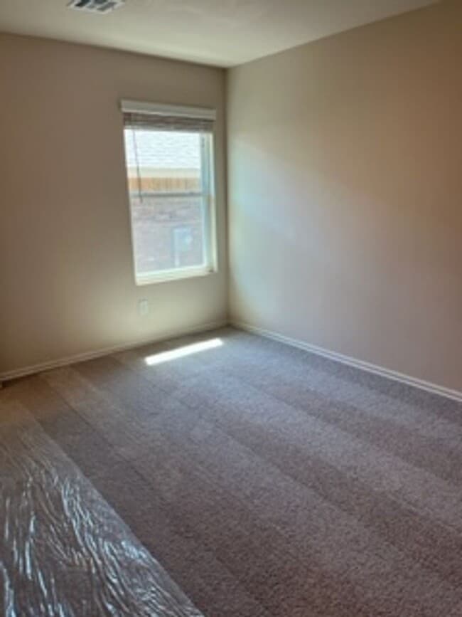 Building Photo - 2925 NW 195th St