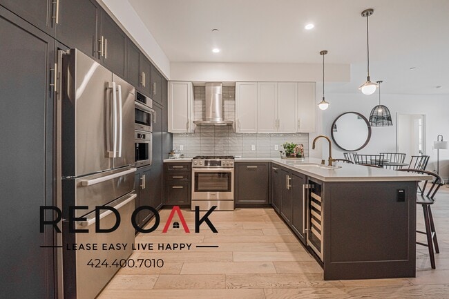 Building Photo - 1333 Orange Grove Ave