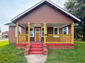 Building Photo - 400 N 3rd Ave