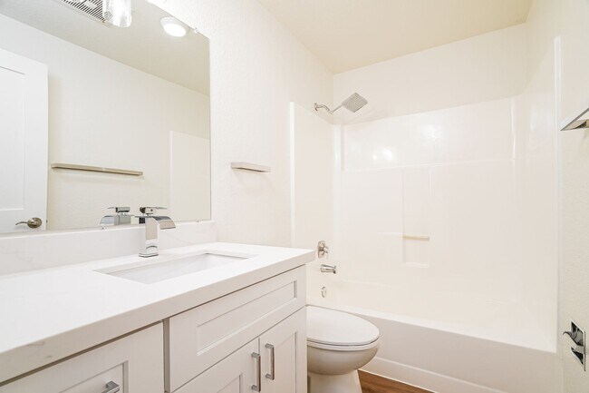 Building Photo - Welcome to Fairway Apartments – Where Quie...