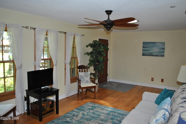 Building Photo - 5590 Lancewood Cir S