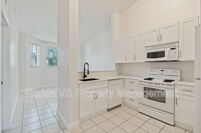 Building Photo - 1663 SE 29th St