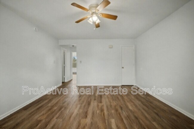 Building Photo - 3805 Pleasant Ave