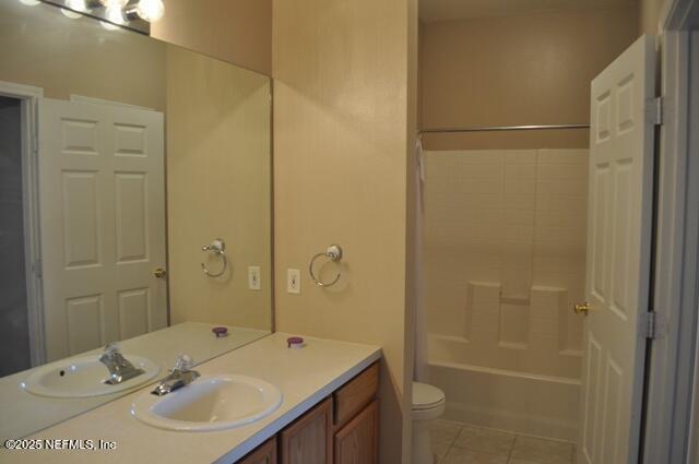 Building Photo - 7990 Baymeadows Rd