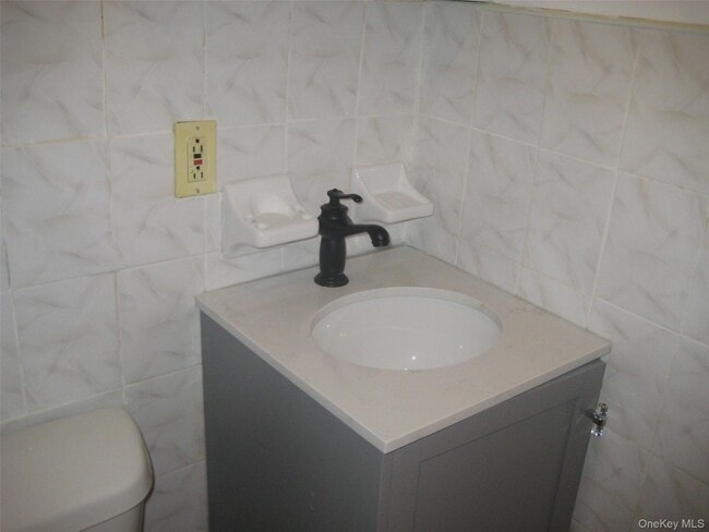 Building Photo - 46-30 Bell Blvd