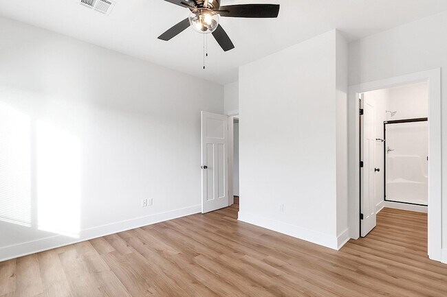 Building Photo - 625 Briarbrook Ln