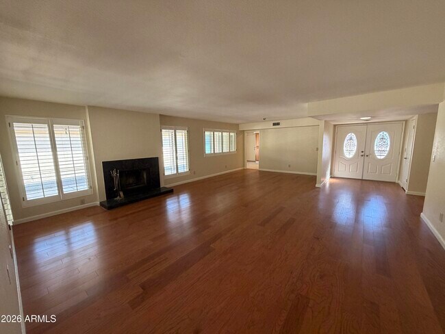 Building Photo - 10402 E Regal Dr