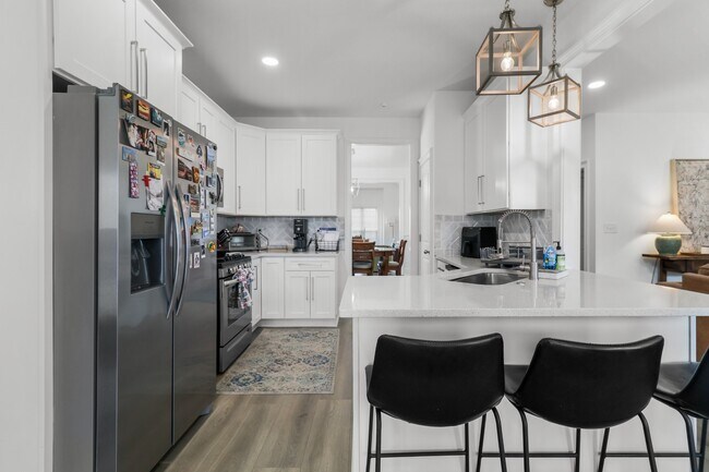 Building Photo - 276 Bluebell Dr