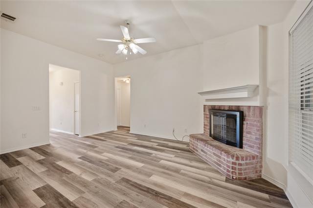 Building Photo - 235 Lake Texoma Dr