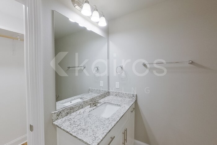 Building Photo - 13772 Willowmore Dr