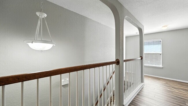 Building Photo - Amazing home in Avery Park