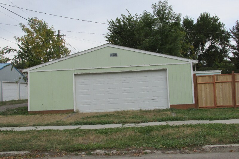 Building Photo - 1001 5th Ave S