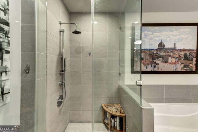 Building Photo - 1820 Peachtree St NW