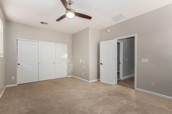 Building Photo - 4326 E Cloudburst Ct