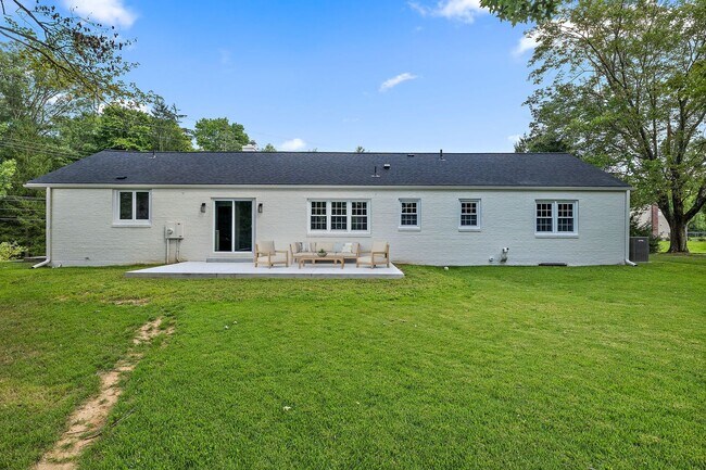 Building Photo - Renovated Ranch in North Wlmington