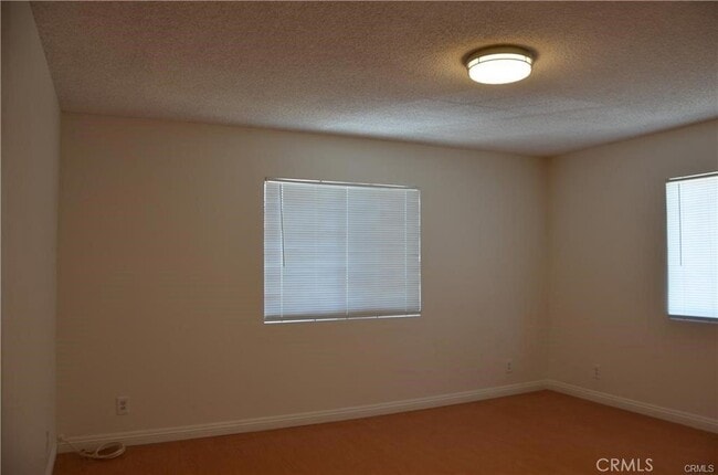 Building Photo - 5540 Pal Mal Ave