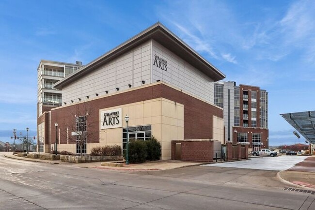 Building Photo - $2,575 | 1 Bedroom, 2 Bathroom Condo | Pet Friendly* | Available for Immediate move-in!