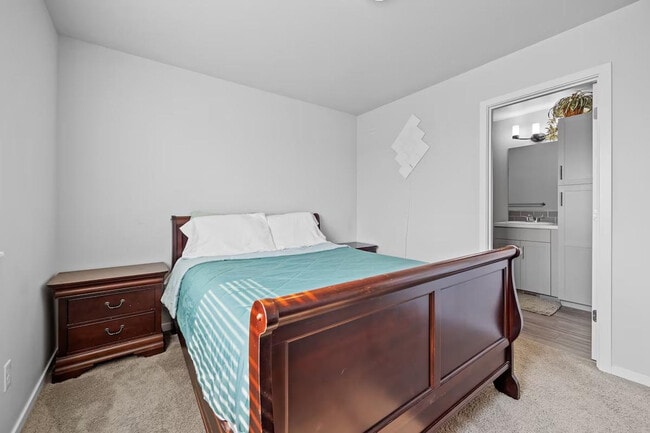 Building Photo - 5324 Remington Dr