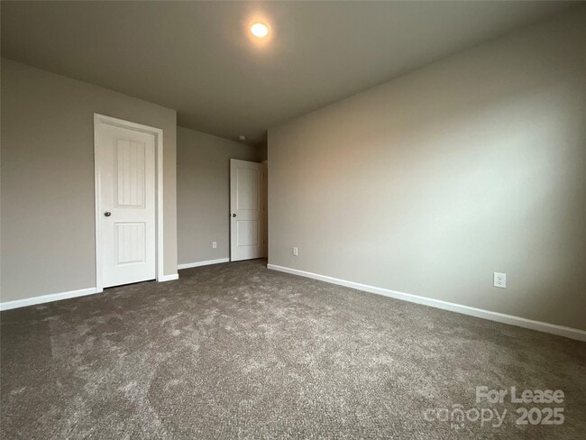 Building Photo - 6015 Ahoskie Dr