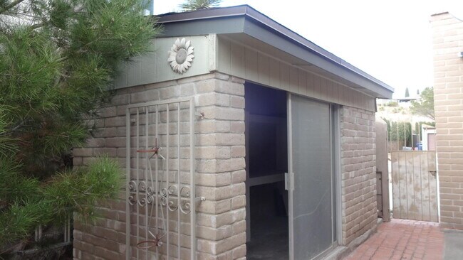 Building Photo - 2932 Devils Tower Cir