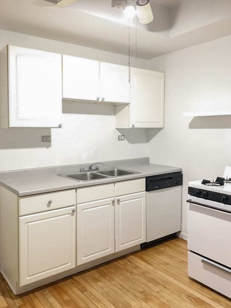 Building Photo - 1954 W Winona St