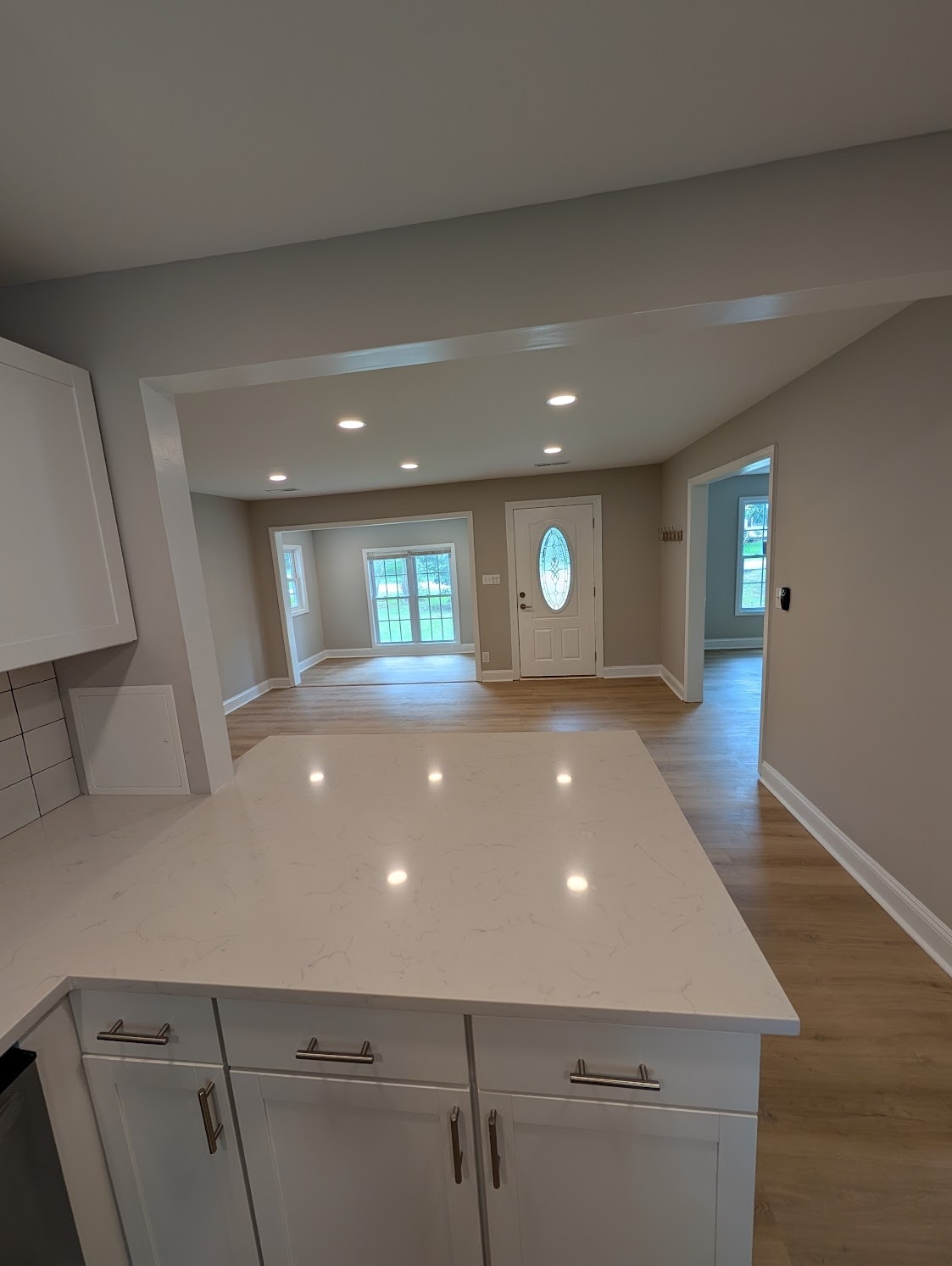 Building Photo - 834 Prince John Dr